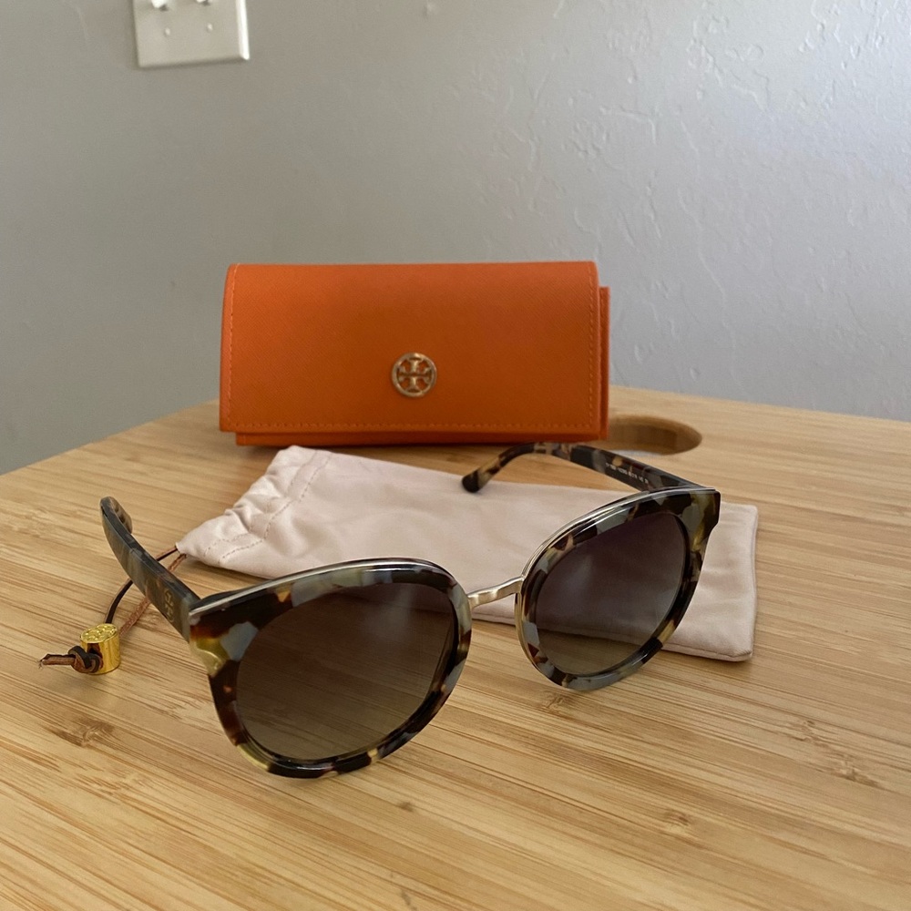 Tory Burch TY 7062 Sunglasses